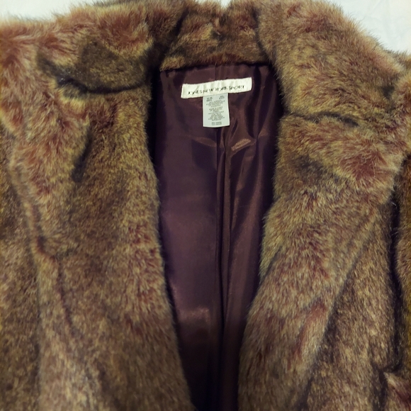 Jacket - Picture 3 of 4